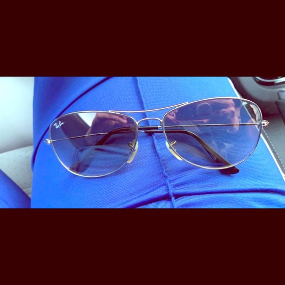 Ray-Ban Sunglasses - Picture 1 of 1